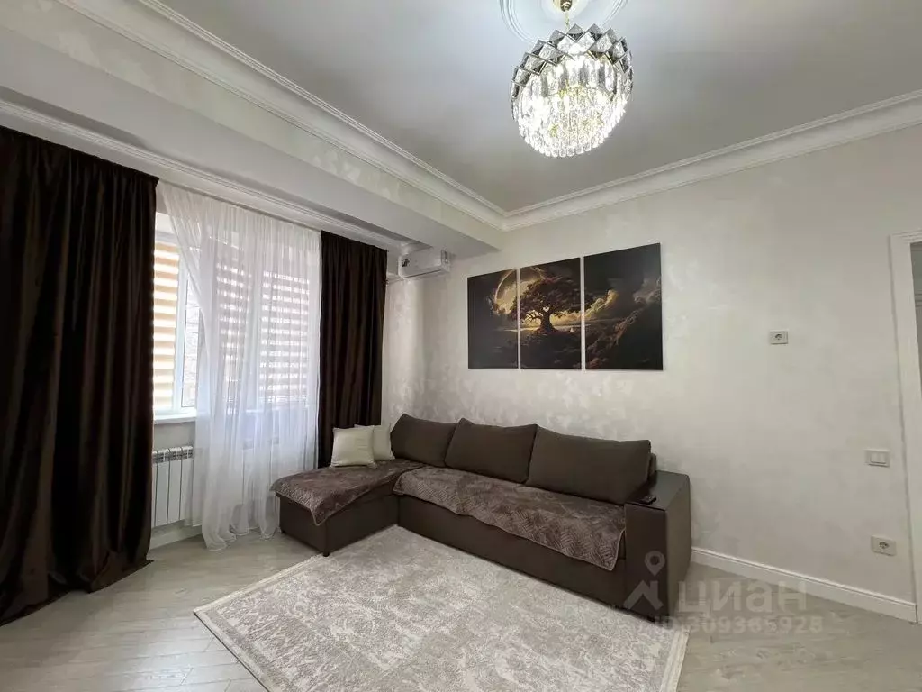 2-к кв. Дагестан, Каспийск просп. М. Омарова, 14А (58.0 м) - Фото 0