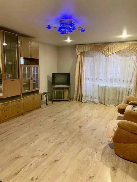 2-к кв. Марий Эл, Йошкар-Ола Красноармейская ул., 107А (70.0 м) - Фото 1