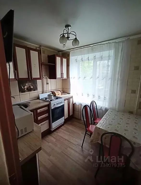 1-к кв. Татарстан, Альметьевск ул. Гафиатуллина, 1 (35.0 м) - Фото 2