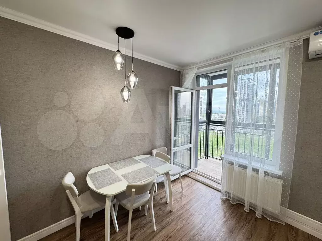 2-к. квартира, 58 м, 8/9 эт. - Фото 1