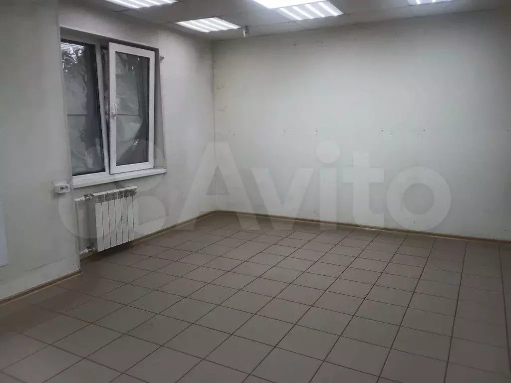 Продам торговое помещение, 38.6 м - Фото 1