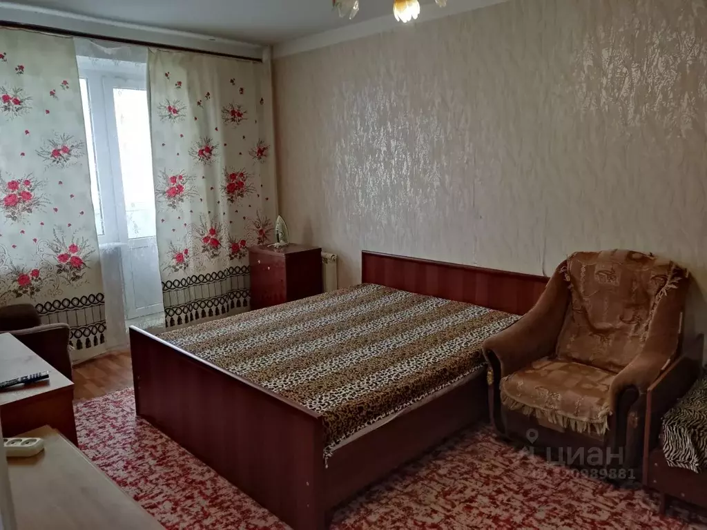 1-к кв. Курская область, Курск просп. Вячеслава Клыкова, 1 (38.0 м) - Фото 1