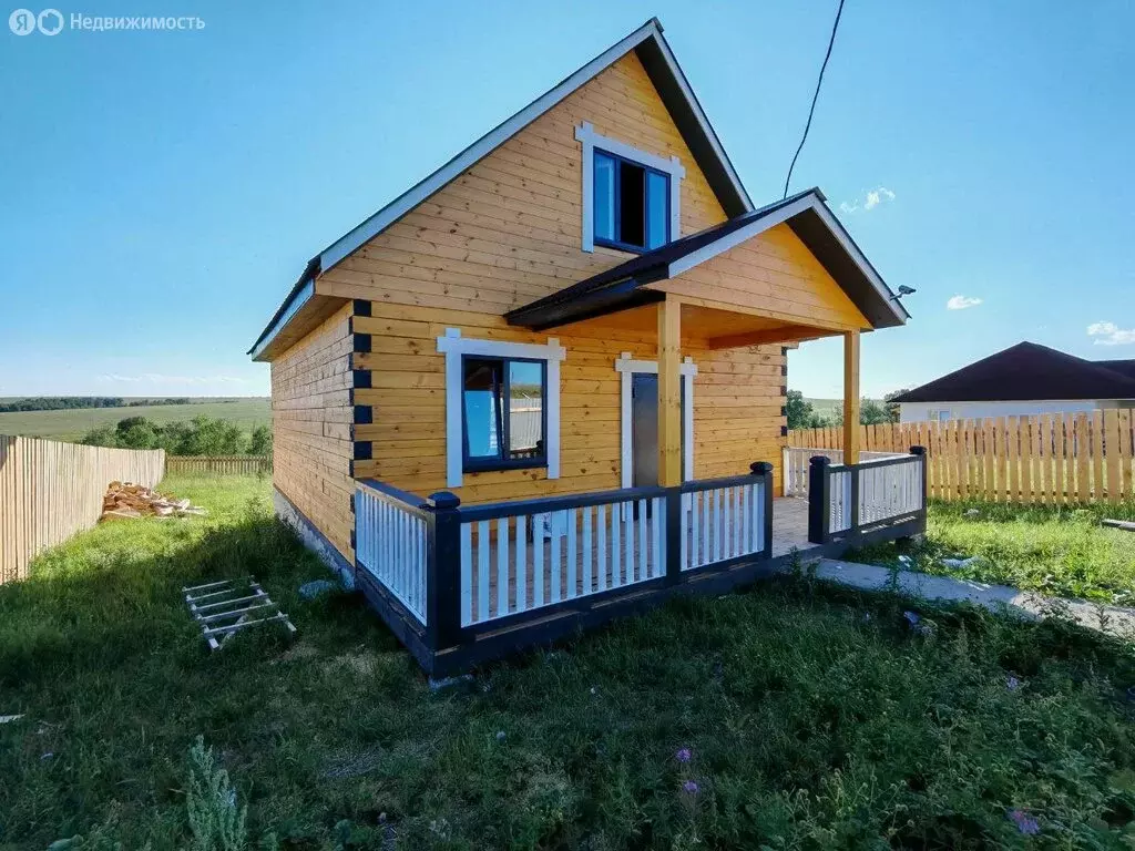 Дом в Урик, улица Фёдора Тютчева (120 м) - Фото 1