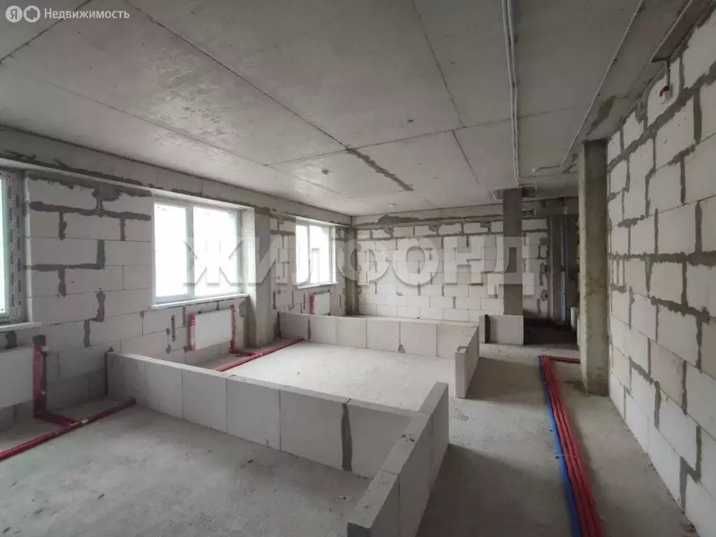 3-комнатная квартира: Севастополь, улица Токарева, 18 (79.6 м) - Фото 2