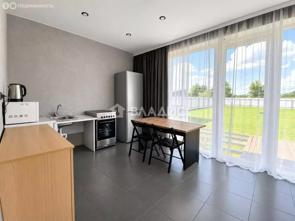 Дом в село Пирочи, Речная улица, 3 (94.4 м) - Фото 1
