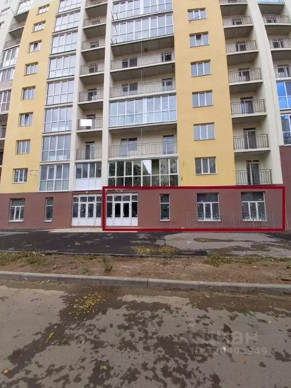 Торговая площадь в Саратовская область, Энгельс просп. Фридриха ... - Фото 1