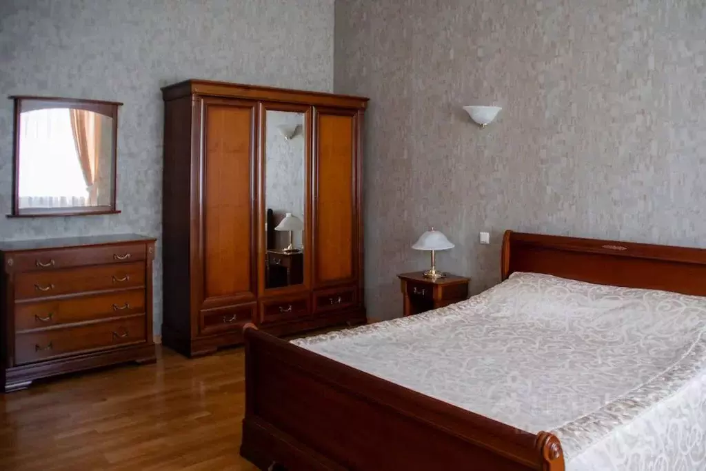 Комната Санкт-Петербург просп. Средний Васильевского острова, 74 - Фото 2