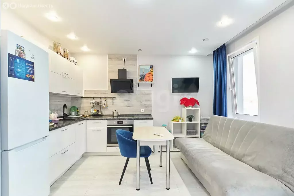 Квартира-студия: Тюмень, Обдорская улица, 1 (30 м) - Фото 1
