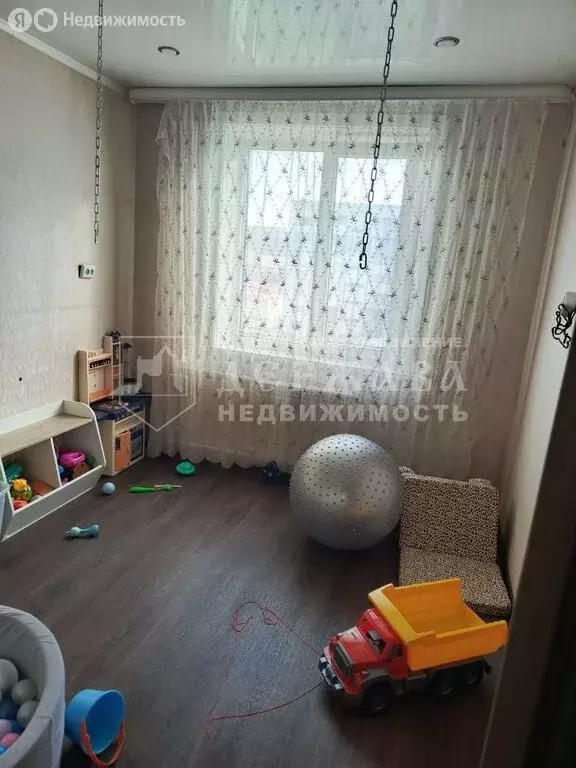 3-комнатная квартира: Междуреченск, Брянская улица, 12А (66.7 м) - Фото 1