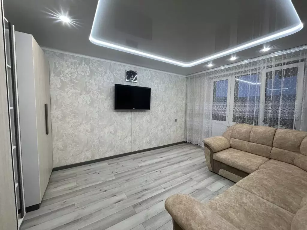 2-к кв. Татарстан, Нижнекамск ул. Мурадьяна, 8А (47.5 м) - Фото 2