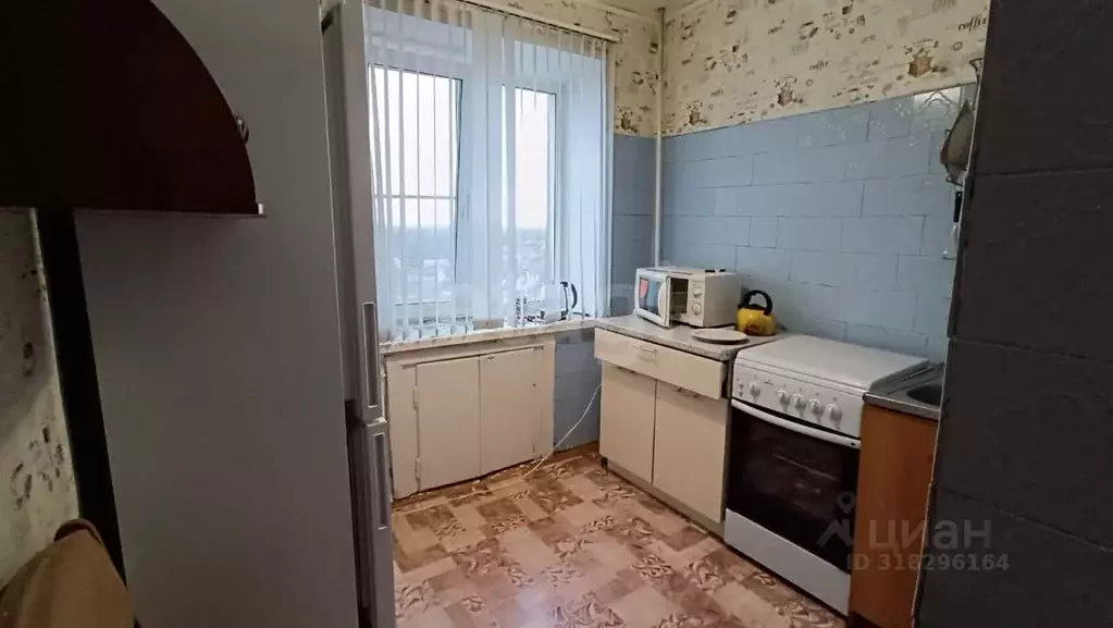 2-к кв. Смоленская область, Ярцево Солнечная ул., 3К1 (40.8 м) - Фото 0
