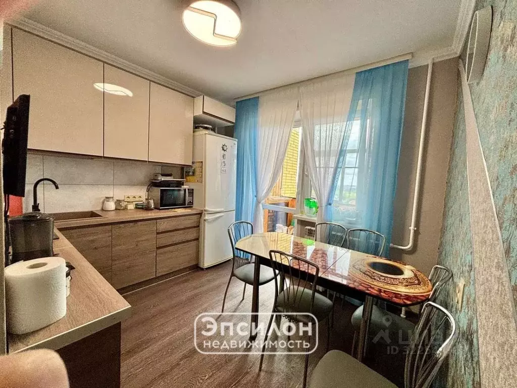 3-к кв. Курская область, Курск просп. Победы, 18 (84.8 м) - Фото 1