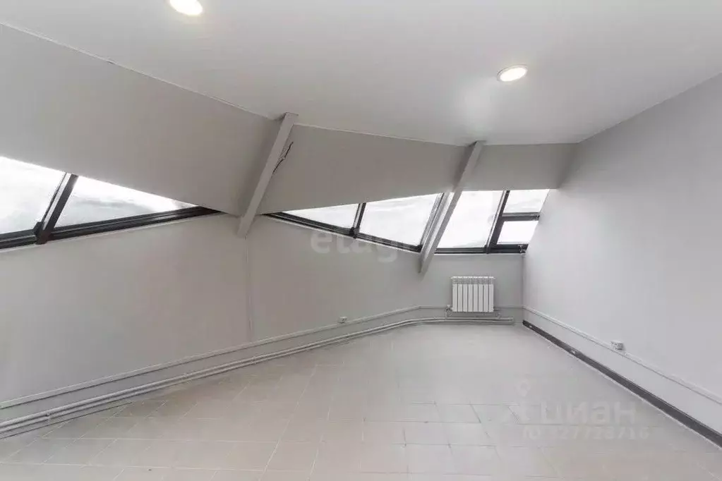 Офис в Тюменская область, Тюмень ул. Монтажников, 1/4 (23 м) - Фото 1