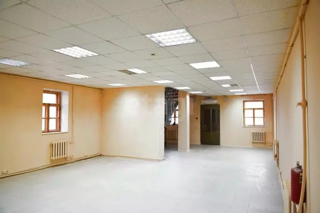 Помещение свободного назначения в Тульская область, Тула ул. Пирогова, ... - Фото 1