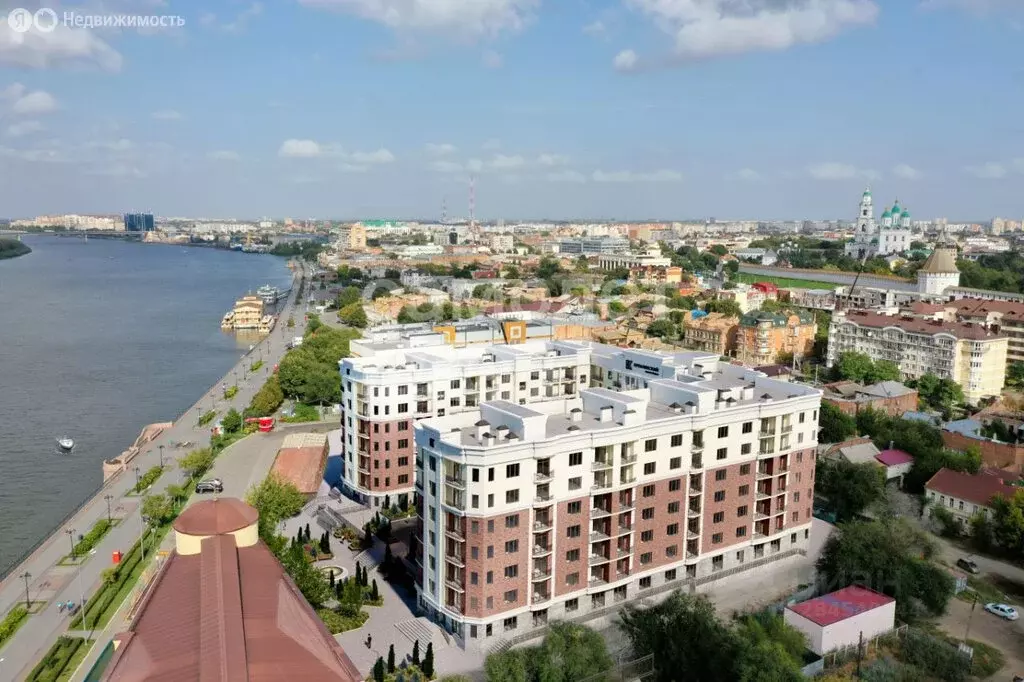 1-комнатная квартира: Астрахань, Кремлёвская улица, 1 (58.6 м) - Фото 1