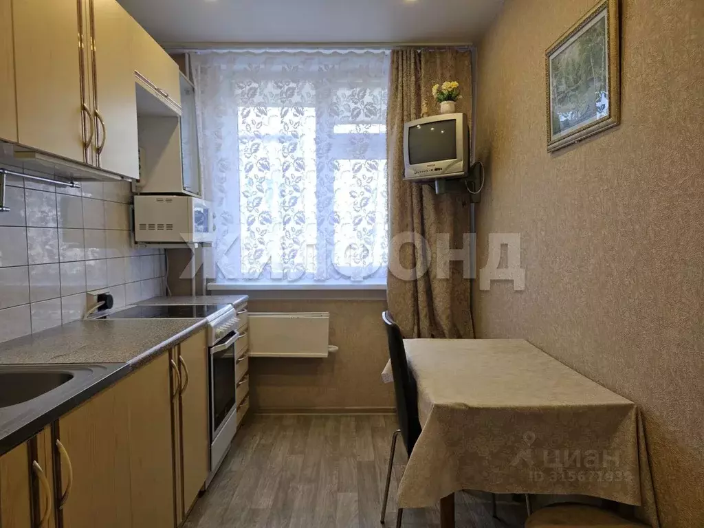 2-к кв. Новосибирская область, Новосибирск ул. Лейтенанта Амосова, ... - Фото 0