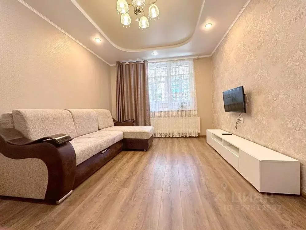 1-к кв. Татарстан, Казань Комсомольская ул., 1 (45.0 м) - Фото 1