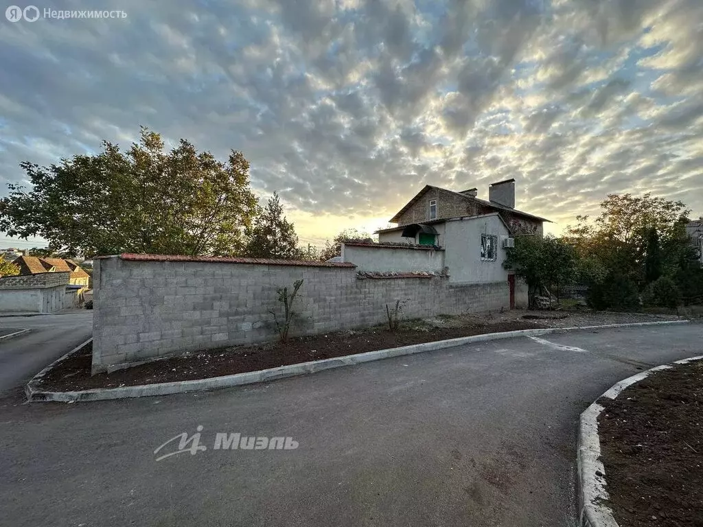 Дом в Севастополь, Пластунская улица, 25 (140 м) - Фото 0