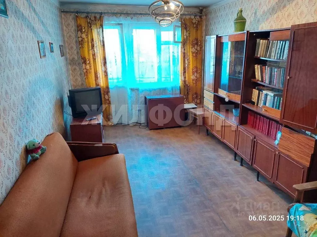 2-к кв. Кемеровская область, Кемерово Октябрьский просп., 77 (43.4 м) - Фото 0