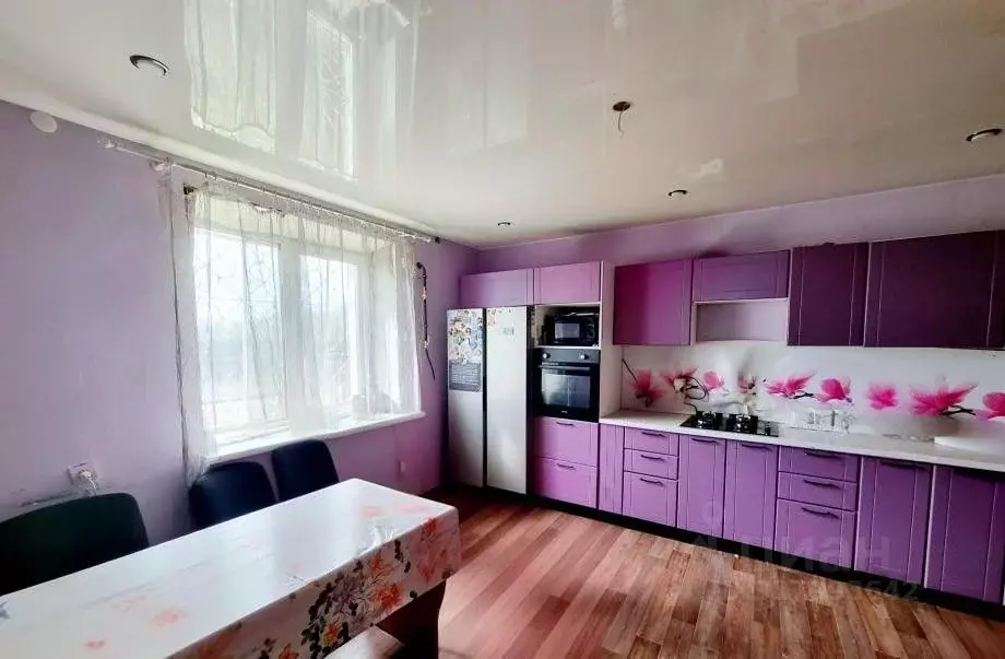 Дом в Пермский край, Александровск Яйва пгт, ул. Калинина, 79 (95 м) - Фото 1