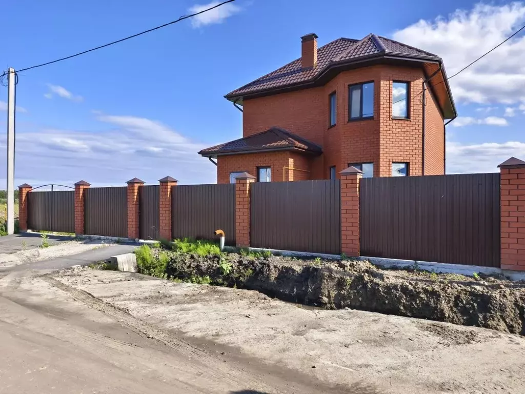 Коттедж в Тюменская область, Тюмень проезд Бахчисарайский (138 м) - Фото 1