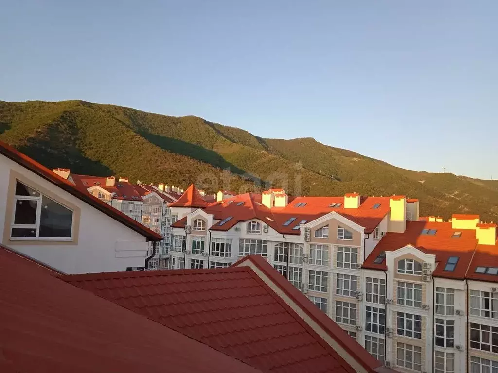 2-к кв. Краснодарский край, Геленджик Верхняя ул., 4к1 (84.0 м) - Фото 0