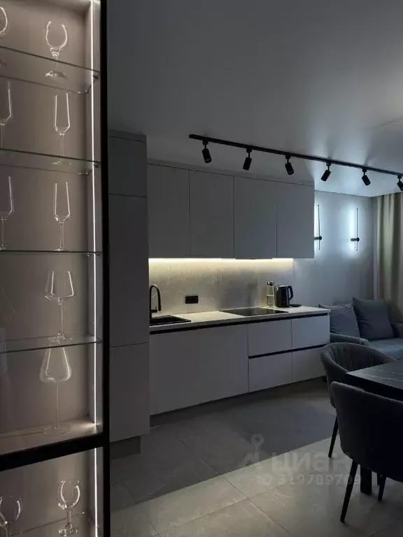 Квартира, 1 комната, 65 м - Фото 1