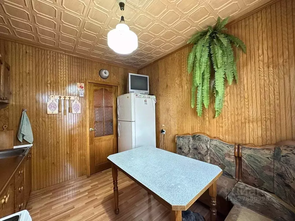 3-к кв. Омская область, Омск ул. 3-я Железнодорожная, 26 (49.0 м) - Фото 1