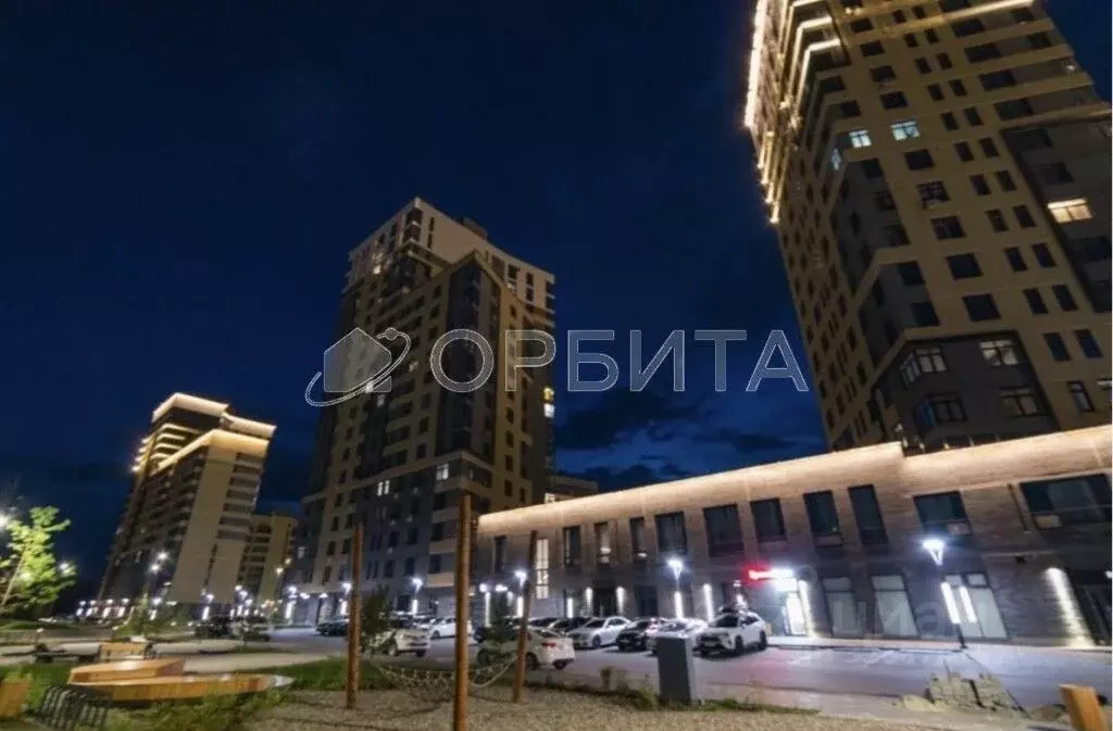 2-к кв. Тюменская область, Тюмень ул. Ю.-Р.Г. Эрвье, 38 (45.0 м) - Фото 0