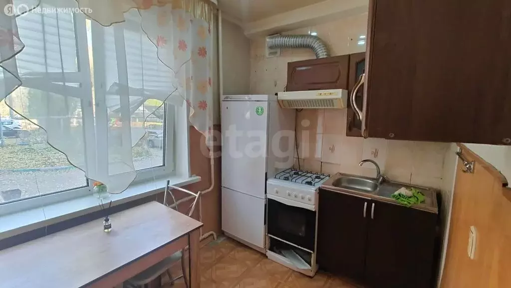 2-комнатная квартира: Энгельс, Петровская улица, 69 (45 м) - Фото 2