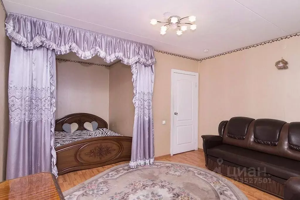 1-к кв. Свердловская область, Екатеринбург ул. Стрелочников, 9А (40.0 ... - Фото 2