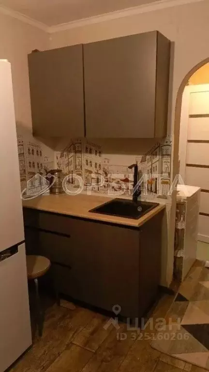 Студия Тюменская область, Тюмень Олимпийская ул., 34 (12.8 м) - Фото 1