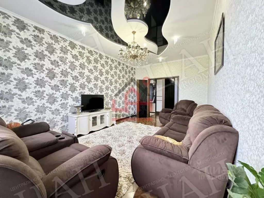 3-к кв. Ставропольский край, Ессентуки Новопятигорская ул., 1/1 (95.4 ... - Фото 1