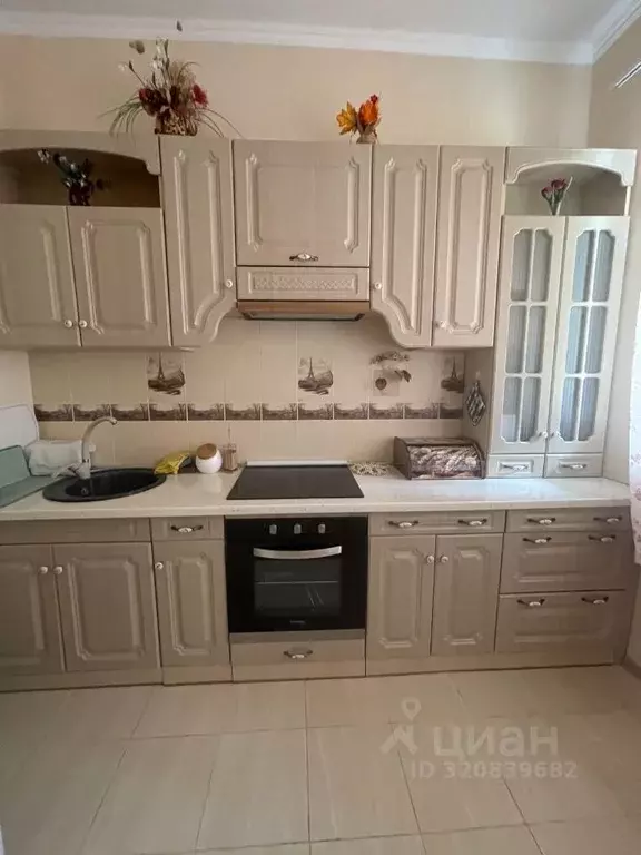 2-к кв. Крым, Ялта ул. Грибоедова, 21к1 (52.0 м) - Фото 1