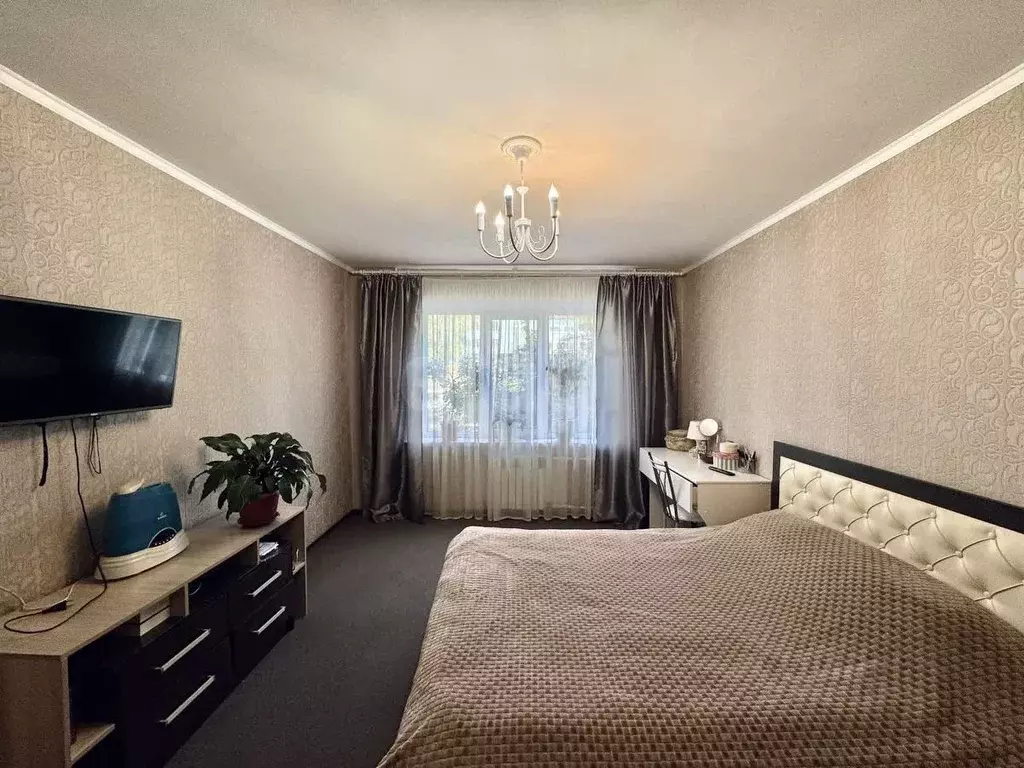 3-к кв. Мордовия, Саранск ул. Н. Эркая, 26 (64.0 м) - Фото 0