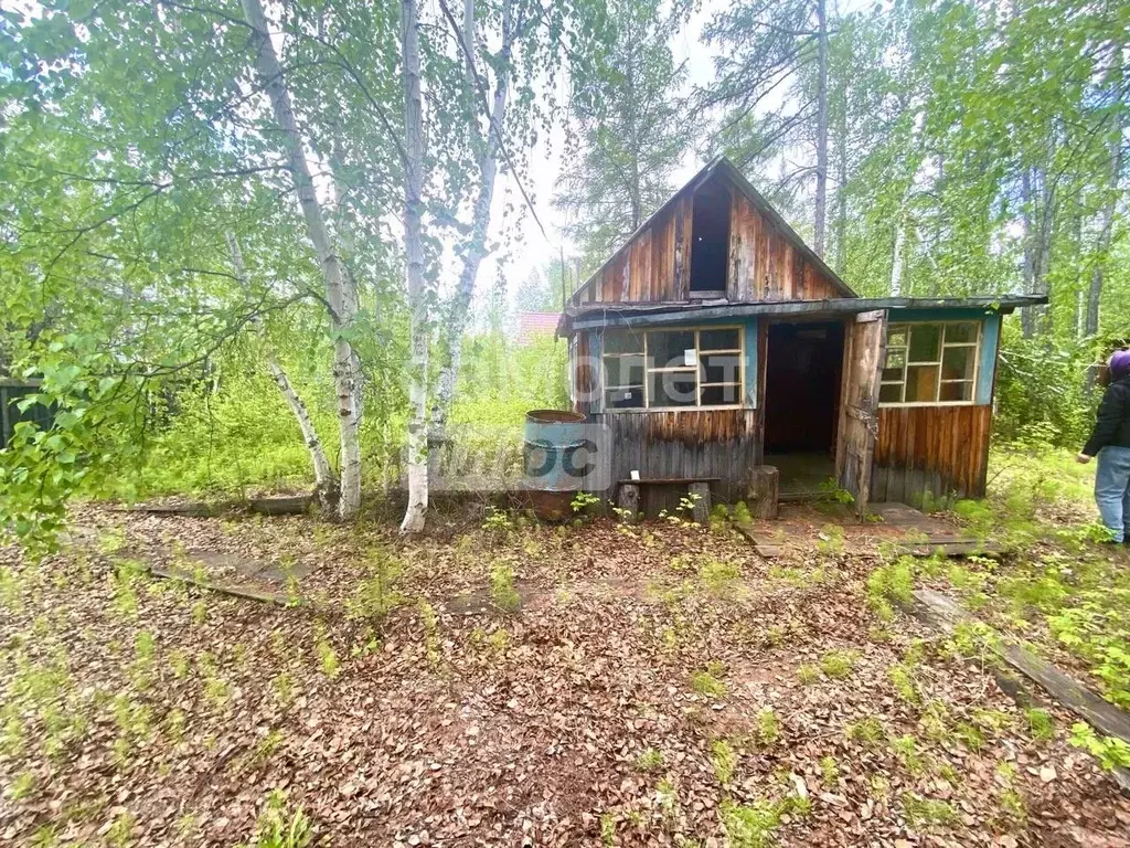 Дом в Саха (Якутия), Якутск пл. Республики (15 м) - Фото 1