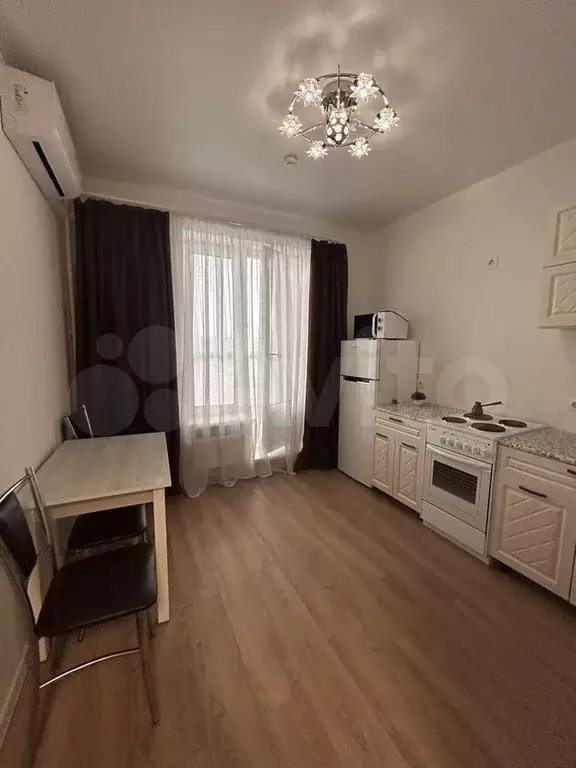 1-к. квартира, 35 м, 3/17 эт. - Фото 1