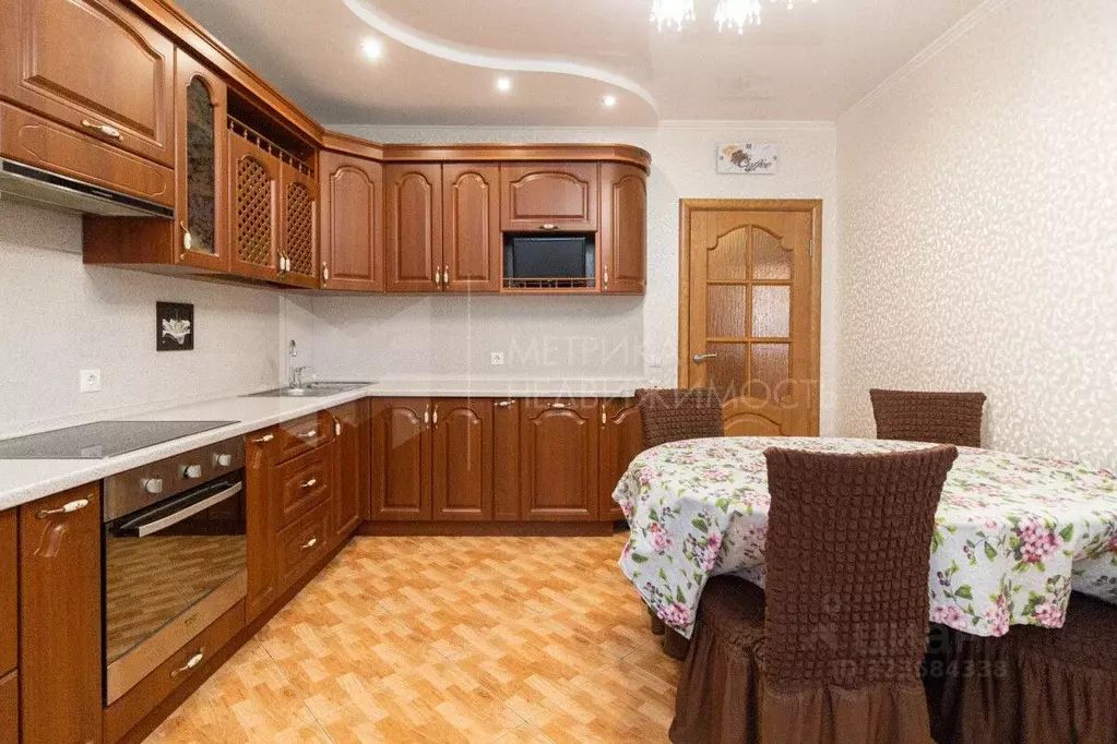 2-к кв. Тюменская область, Тюмень ул. Софьи Ковалевской, 4 (69.68 м) - Фото 1