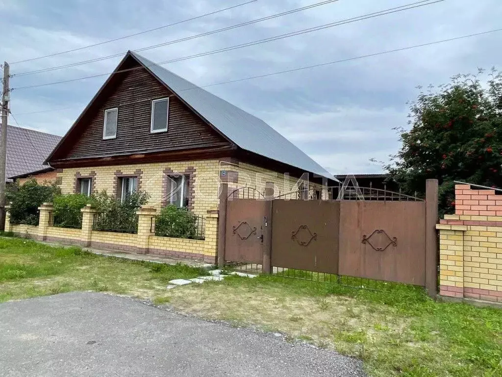 Дом в Тюменская область, Тюменский район, с. Чикча Луговая ул. (213 м) - Фото 1