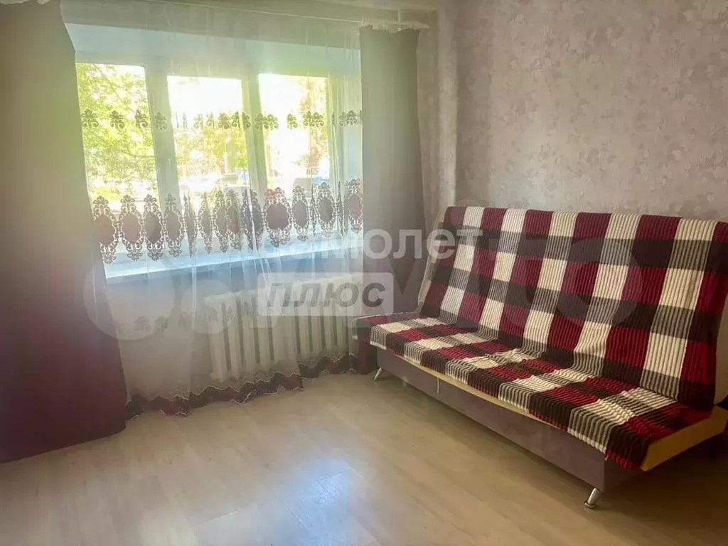 Комната 17 м в 1-к., 1/5 эт. - Фото 0