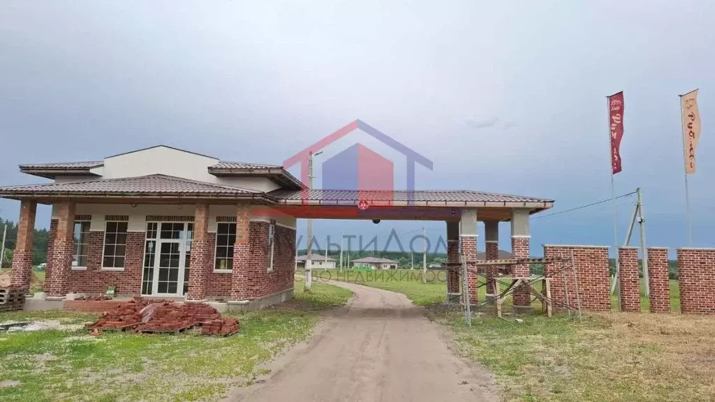 Участок в Белгородская область, Старооскольский городской округ, с. ... - Фото 1