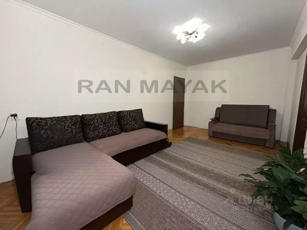 2-к кв. Адыгея, Майкоп Депутатская ул., 6 (48.0 м) - Фото 1