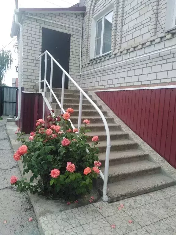 Комната Воронежская область, Богучар ул. Бондарева, 2А - Фото 1