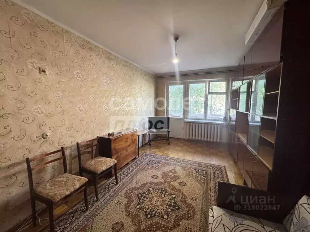 1-к кв. Удмуртия, Ижевск Удмуртская ул., 187 (30.0 м) - Фото 1