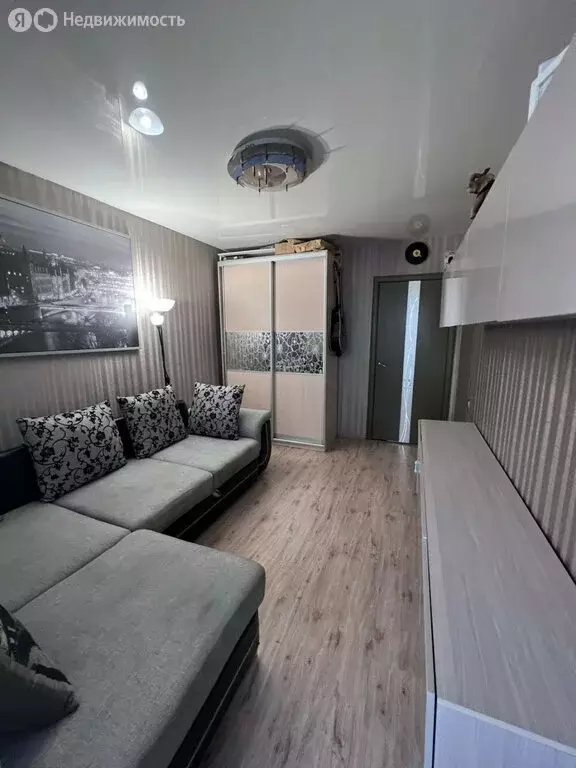 2-комнатная квартира: Екатеринбург, улица Куйбышева, 100 (41.17 м) - Фото 0