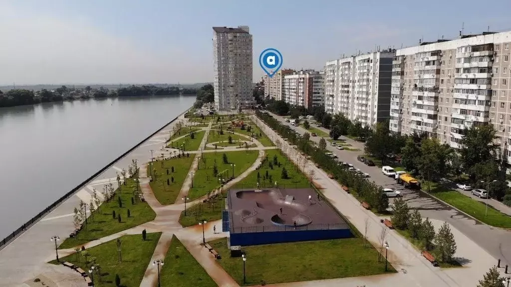 Торговая площадь в Краснодарский край, Краснодар Юбилейный мкр, наб. ... - Фото 1