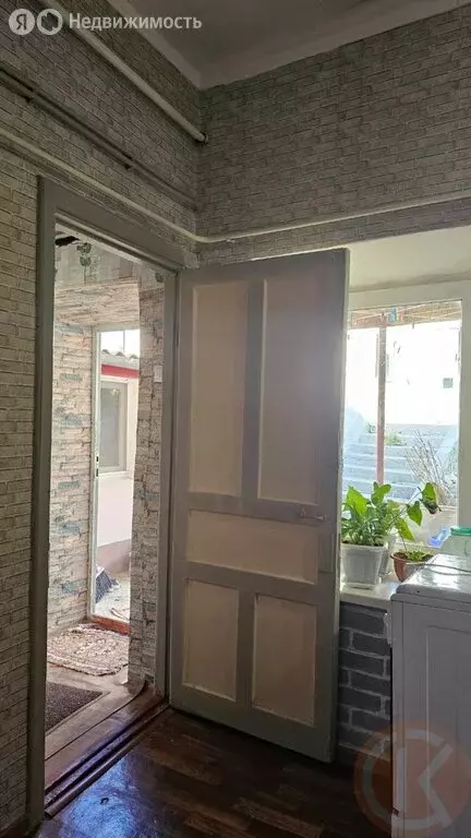 2-комнатная квартира: Евпатория, Караимская улица, 50 (57.5 м) - Фото 0