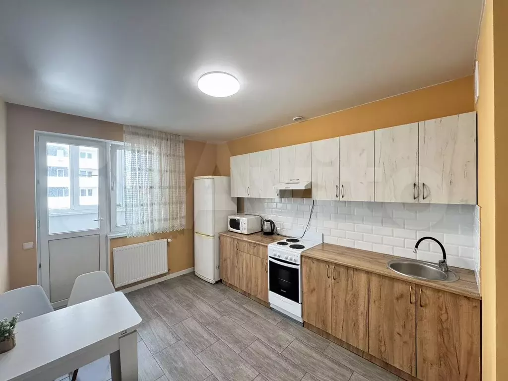 2-к. квартира, 46 м, 8/9 эт. - Фото 0