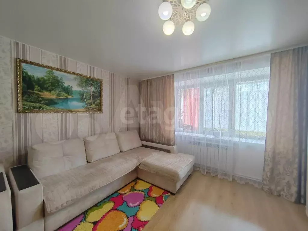 3-к. квартира, 63,1 м, 1/2 эт. - Фото 0