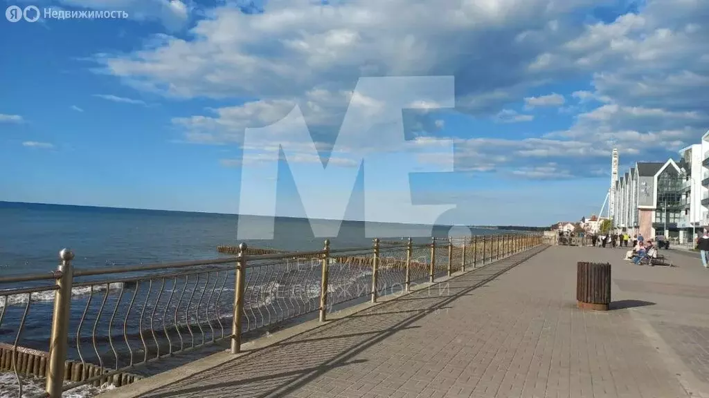 3-комнатная квартира: Зеленоградск, улица Чкалова, 13 (63.5 м) - Фото 1